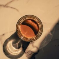 Illusztráció: Asaad Alabri