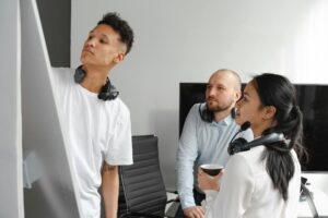 Így kezelhetjük higgadtan a gyerekek közötti állandó vitákat