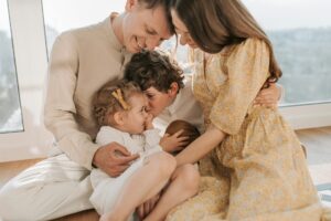 Hogyan vezessük be a képernyőmentes estéket a családban veszekedések nélkül?