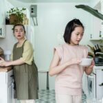 Így érhetjük el, hogy a gyerekek is szívesen segítsenek az otthoni teendőkben