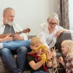 Így alakíthatunk ki harmonikus együttműködést a nagyszülőkkel a gyereknevelésben