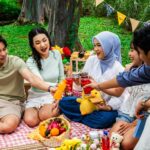 Így szervezhetünk emlékezetes pikniket a természetben a baráti társaságnak