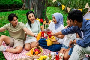 Így szervezhetünk emlékezetes pikniket a természetben a baráti társaságnak